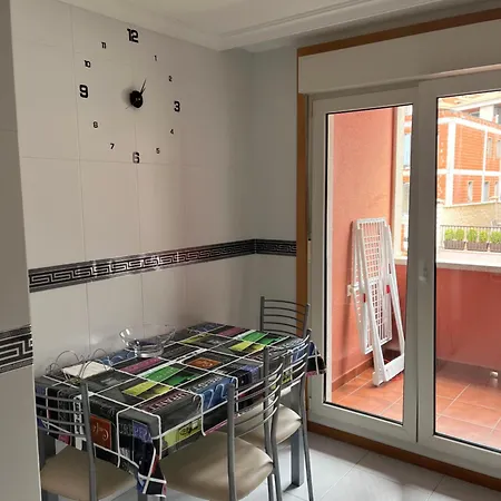 Apto En Urbanizacion Isla De Ons Con Garaje, Piscina Y Vistas Al Mar 아파트