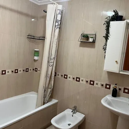 Apto En Urbanizacion Isla De Ons Con Garaje, Piscina Y Vistas Al Mar 아파트