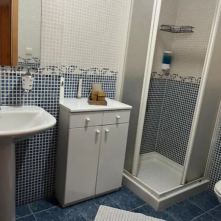 Apto En Urbanizacion Isla De Ons Con Garaje, Piscina Y Vistas Al Mar 아파트 산신소