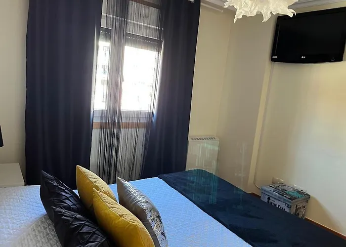 Apto En Urbanizacion Isla De Ons Con Garaje, Piscina Y Vistas Al Mar Apartment *