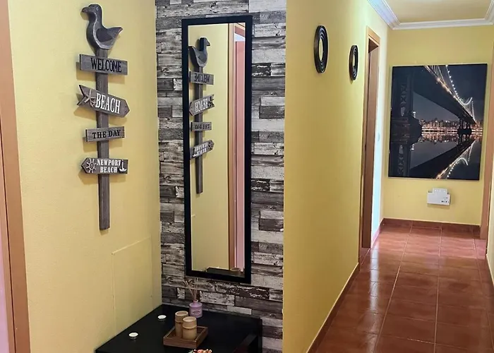 Apto En Urbanizacion Isla De Ons Con Garaje, Piscina Y Vistas Al Mar